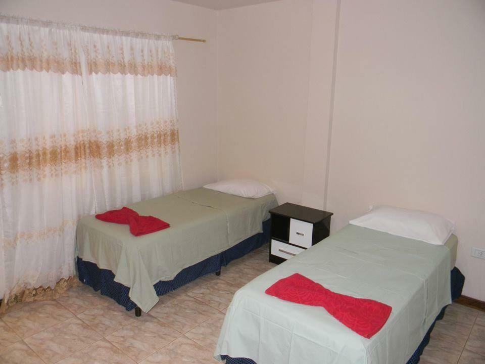 Apart Hotel El Duende Puerto Iguazú Esterno foto